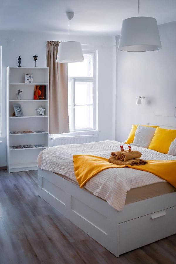 Malasits Art Home Γκιόρ Εξωτερικό φωτογραφία